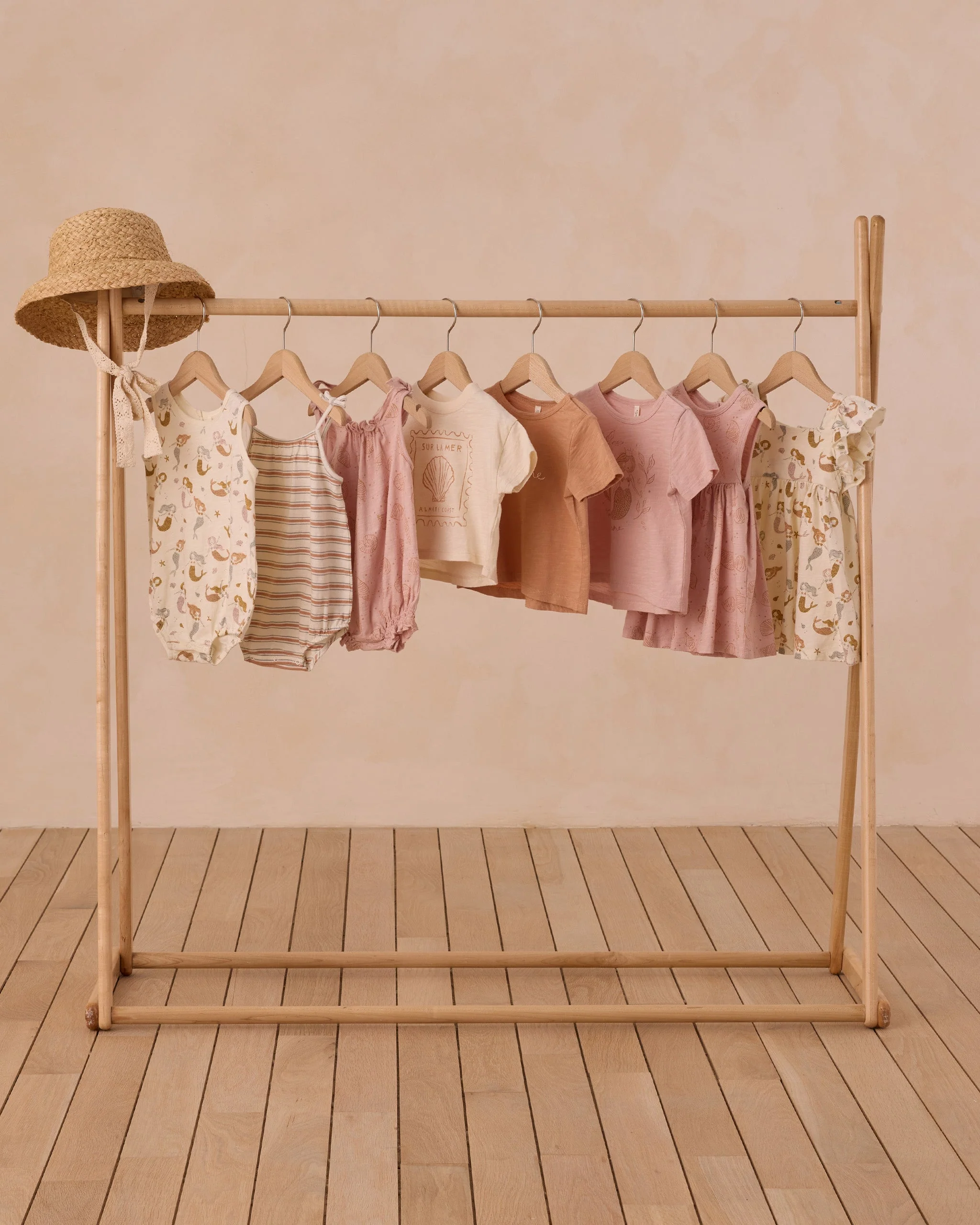 Basic Tee || Hello Sunshine - Image 3