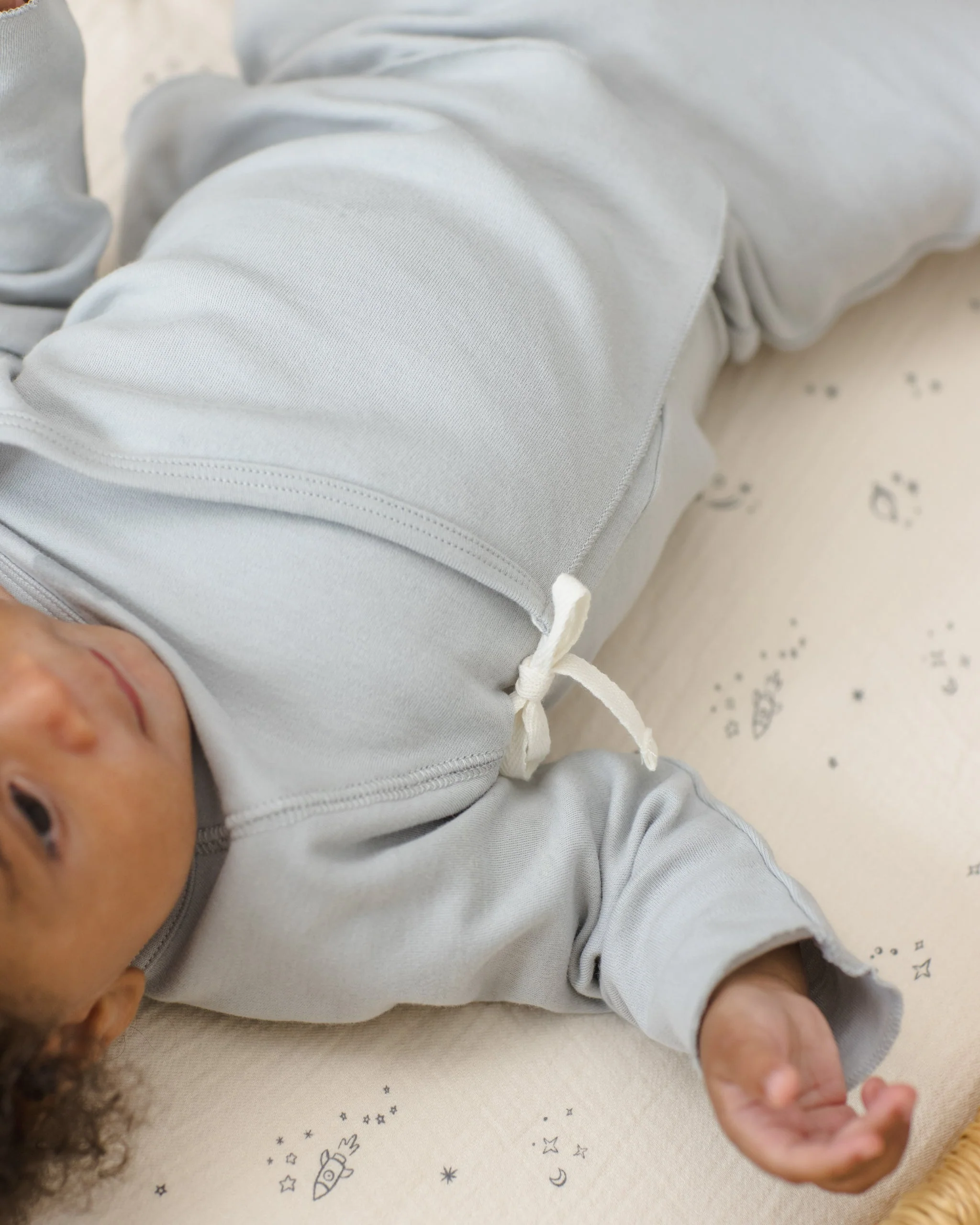 Bassinet Crib Sheet Space - Image 3