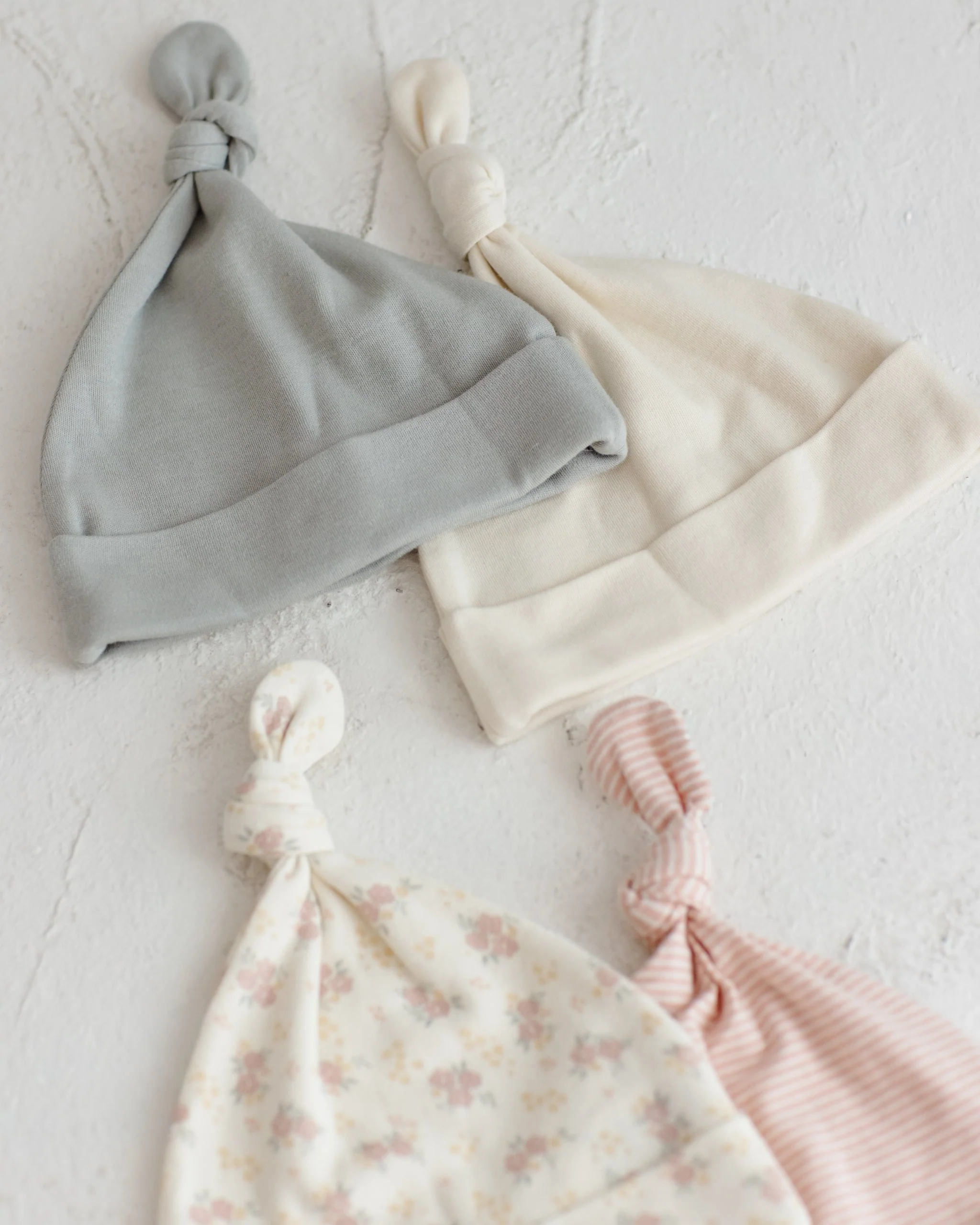 Knotted Baby Hat Natural - Image 4