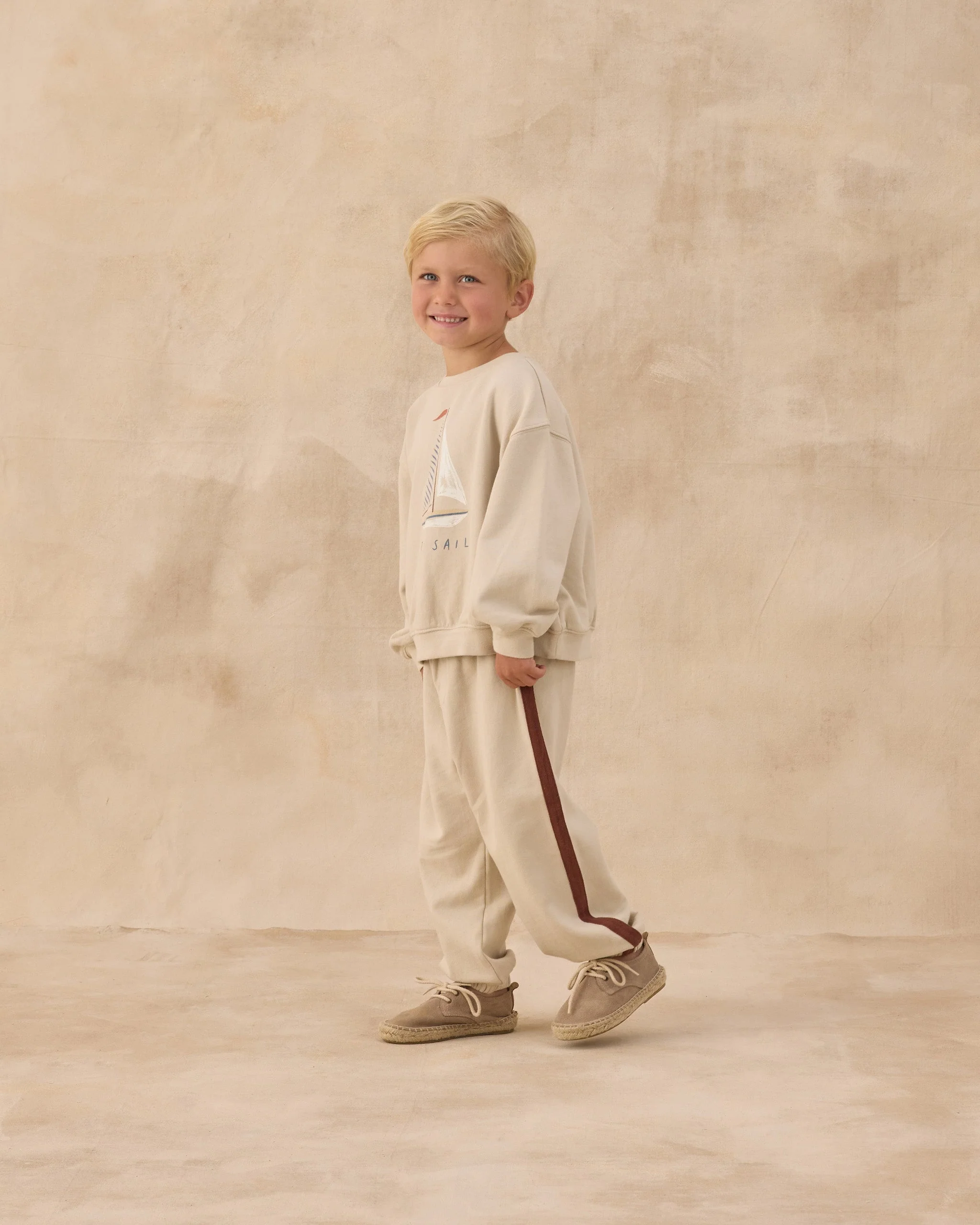 Oversized Sweatshirt Set Sail - Image 3