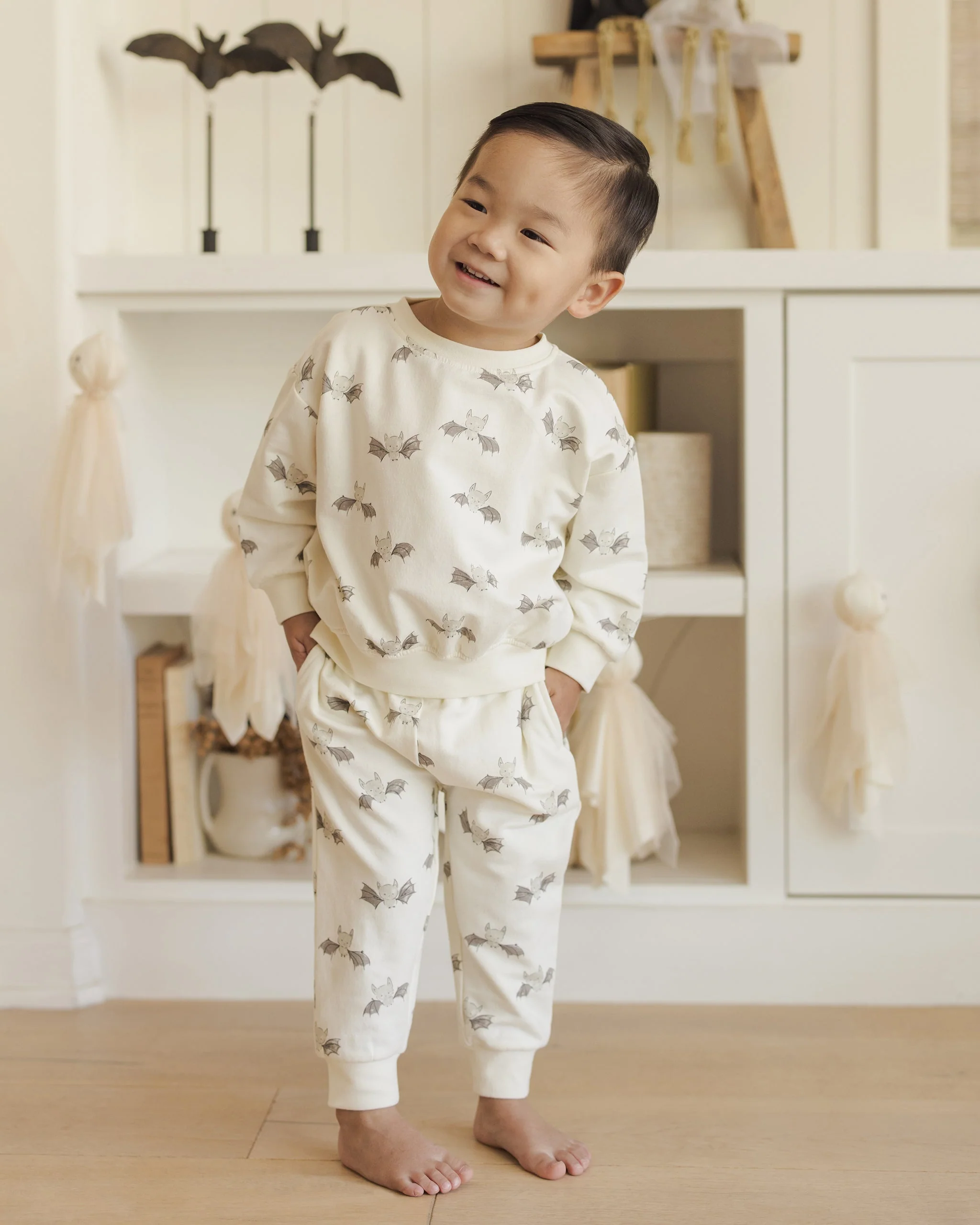 Relaxed Fleece Sweatpant || Bats - Image 4